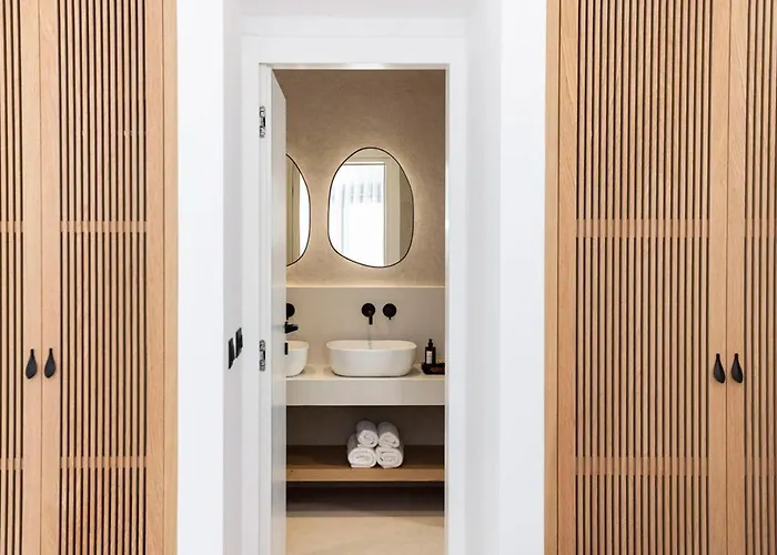 Отель Kalea Поллония