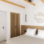 Kalea Hotel 4*