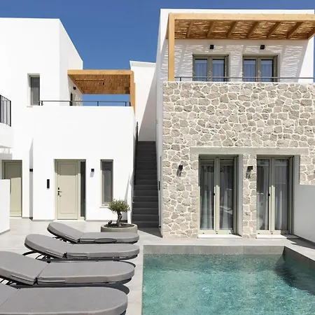 Kalea Hotel *