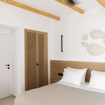 Kalea Hotel 4*